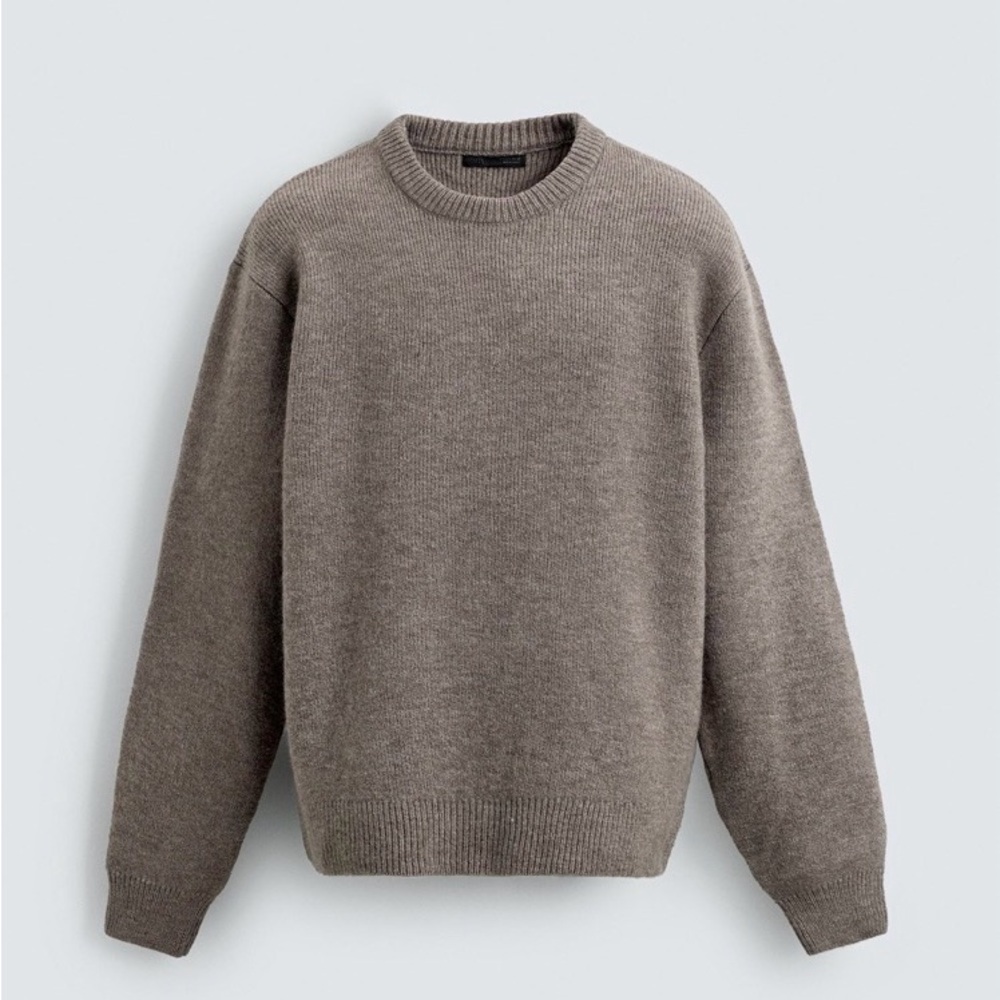 Zara Men’s Textured Boxy Fit Sweater